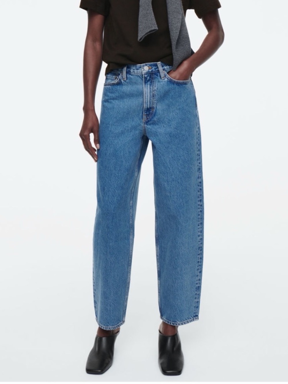 COS Tapered High Rise Jeans - sz 25